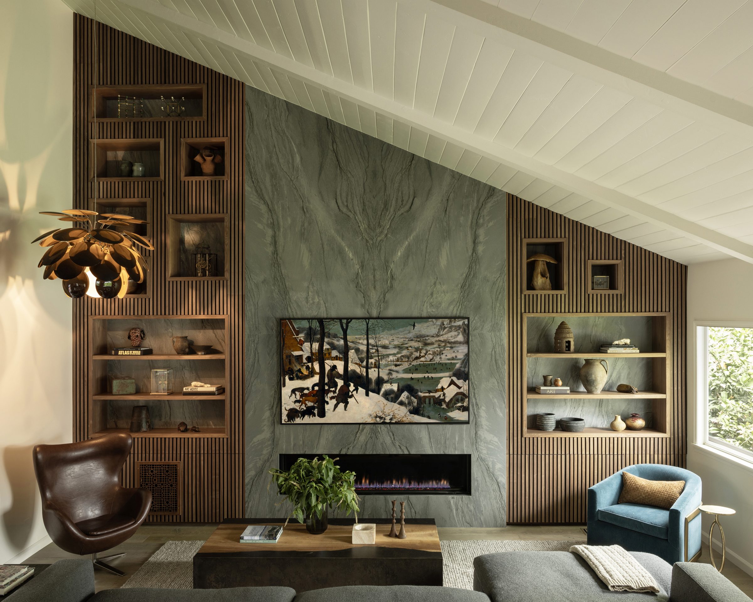 Los Angeles Residence living room — Photography by Tim Hirschmann